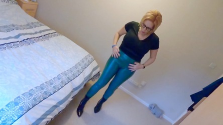 CurvyClaire