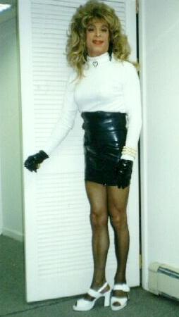 The Legmistress Presents My Good Freind Jean In Fetish Outfits