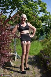 Barbi Slut Barbi Slut